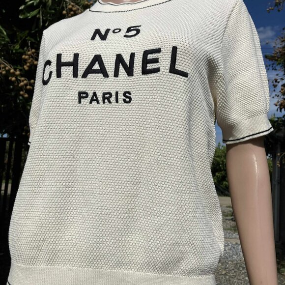CHANEL Uniform Short Sleeve Creamy Beige Cotton Shirt Embroidered Logo No. 5 - Picture 8 of 10